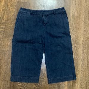 Eric casual size 10 mid calf pants/Jean material